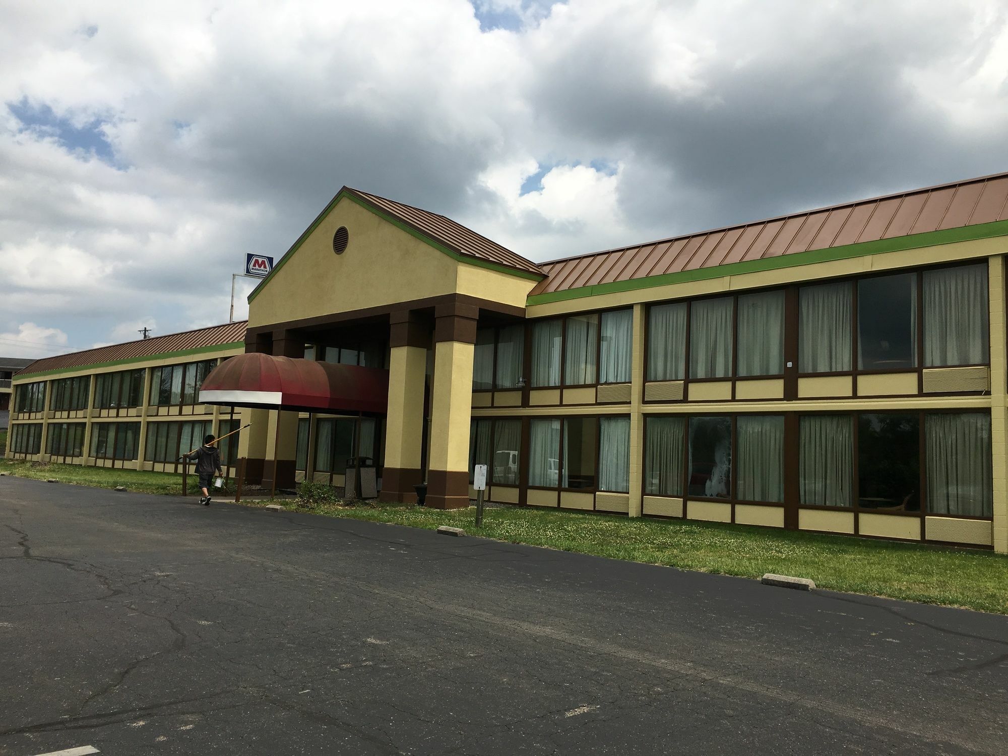 Days Inn By Wyndham Sharonville Buitenkant foto