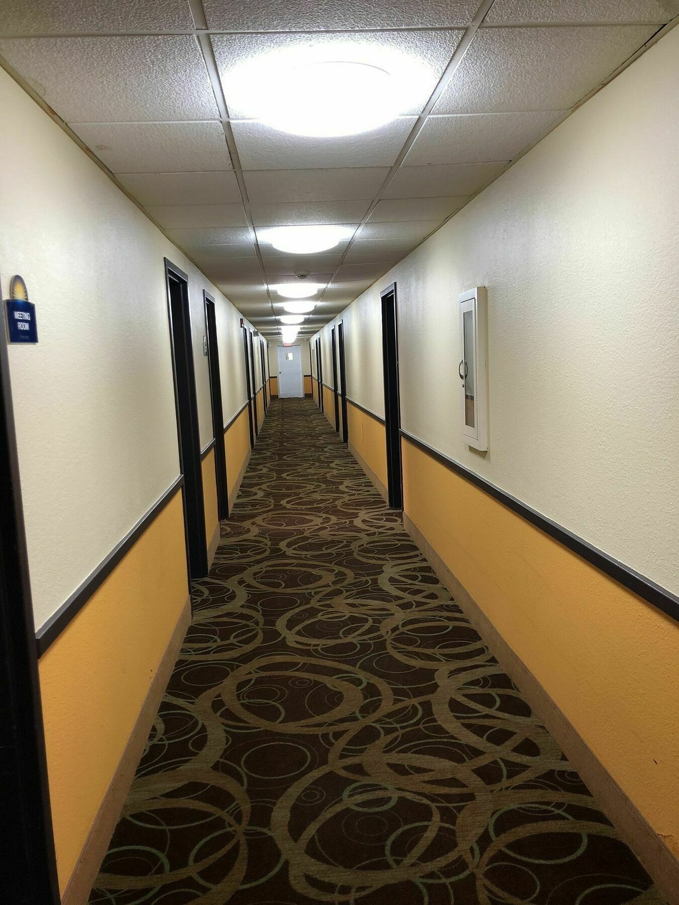 Days Inn By Wyndham Sharonville Buitenkant foto